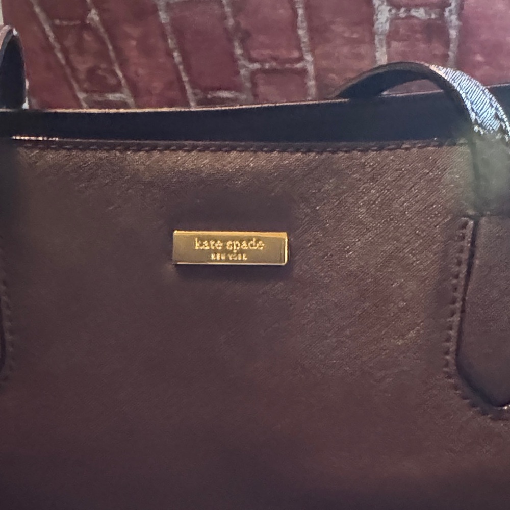 kate spade Dark burgundy Tote Bag 21X11.5size